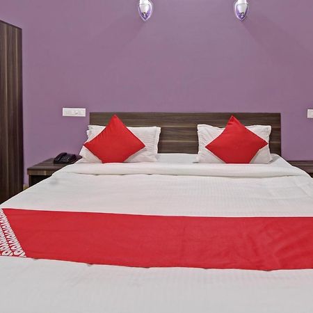 Отель Oyo 48704 Rashi Farms Хубли Экстерьер фото